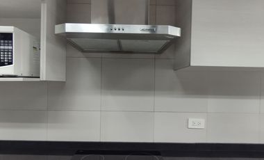 SE RENTA SUITE EN EL CORAZÓN DE LA AV. ELOY ALFARO