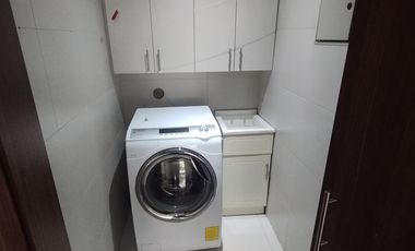 SE RENTA SUITE EN EL CORAZÓN DE LA AV. ELOY ALFARO