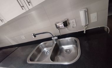 SE RENTA SUITE EN EL CORAZÓN DE LA AV. ELOY ALFARO