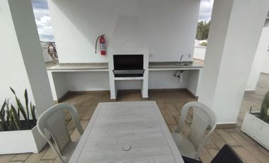 SE RENTA SUITE EN EL CORAZÓN DE LA AV. ELOY ALFARO