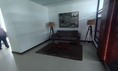 SE RENTA SUITE EN EL CORAZÓN DE LA AV. ELOY ALFARO