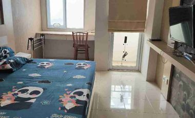 disewakan apartement paviliun studio furnish siap pakai tipe studio+ ada AC kasur tv dapur interior bagus ruangan luas ada balkon unit terawat