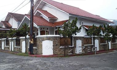Rumah Sunyaragi Kota Cirebon
