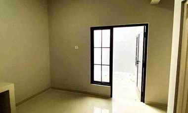 Rumah Cluster Cantik Dekat UNS dan Moewardi Jebres Solo