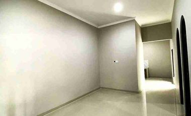 Rumah Cluster Cantik Dekat UNS dan Moewardi Jebres Solo