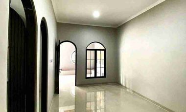 Rumah Cluster Cantik Dekat UNS dan Moewardi Jebres Solo