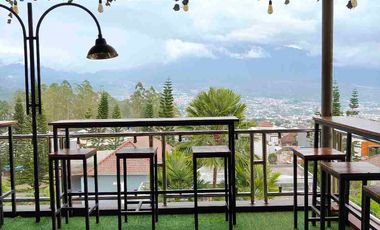 Disewakan vila bagus kapasitas besar plus kolam renang