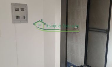 VENDEMOS CASA DE DOS PISOS EN EL CONDOMINIO PARQUES DE ANDALUCIA