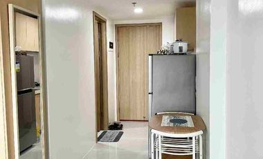 For Rent 1 Bedroom with Balcony