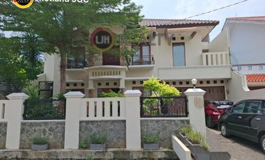 Disewakan Rumah Full furnish Kamar 5 di Duren Sawit dekat RS, Sekolah Jakarta Timur