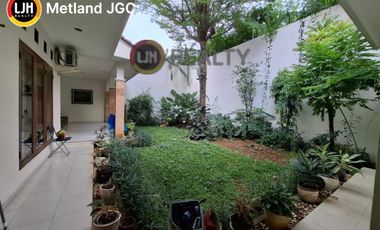 Disewakan Rumah Full furnish Kamar 5 di Duren Sawit dekat RS, Sekolah Jakarta Timur