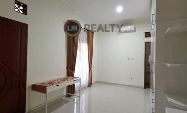 Disewakan Rumah Full furnish Kamar 5 di Duren Sawit dekat RS, Sekolah Jakarta Timur