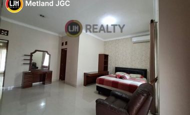 Disewakan Rumah Full furnish Kamar 5 di Duren Sawit dekat RS, Sekolah Jakarta Timur