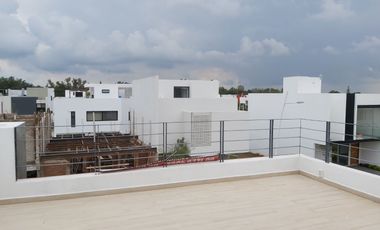 Casa en venta en Solares Residencial con roof garden