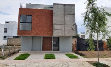 Casa en venta en Solares Residencial con roof garden
