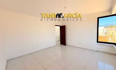 Vendo Bella Casa lista en 1 semana en Fraccionamiento Privado en Fortín, Villas Paraíso
