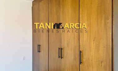 Vendo Bella Casa lista en 1 semana en Fraccionamiento Privado en Fortín, Villas Paraíso