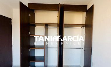 Vendo Bella Casa lista en 1 semana en Fraccionamiento Privado en Fortín, Villas Paraíso