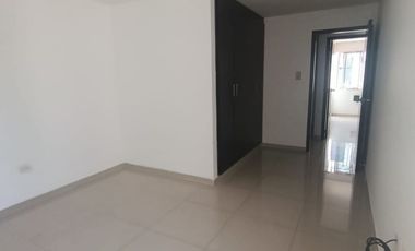 BONITA CASA DE CONJUNTO EN CIUDAD JARDIN BARRANQUILLA