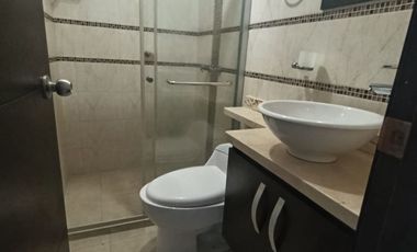 BONITA CASA DE CONJUNTO EN CIUDAD JARDIN BARRANQUILLA