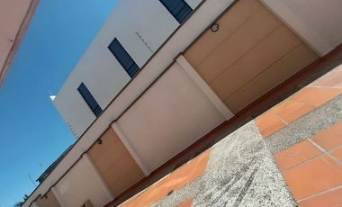 BONITA CASA DE CONJUNTO EN CIUDAD JARDIN BARRANQUILLA