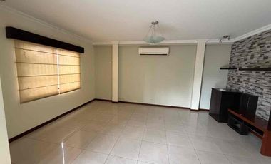 alquiler casa de 3 dormitorios