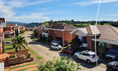 Casa Campestre en Ruitoque Condominio