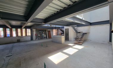VENTA DE BODEGA CON OFICINA EN REFORMA SUR