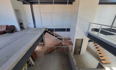 VENTA DE BODEGA CON OFICINA EN REFORMA SUR