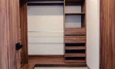 RENTO CASA NUEVA EN RESIDENCIAL PORTAVEDRA II CARRETERA LEON LAGOS CERCA DE LA GLORIETA DE AV INSURGENTES EN LEON GTO