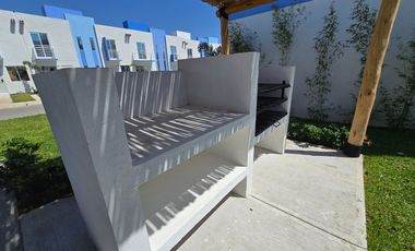 CASA CON ALBERCA EN VENTA ACAPULCO