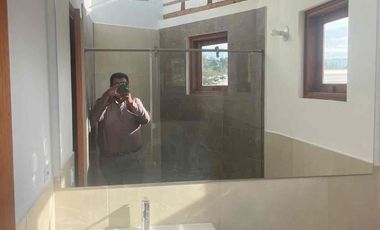 VENDO LINDA CASA  EN EL VALLE DE GONDAVA.
