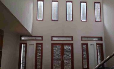 Dijual/Disewa Rumah Siap huni Tengah kota Sayap Pungkur