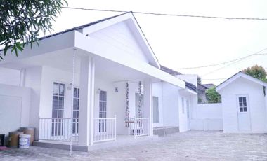 Rumah Cantik Cocok Untuk Usaha atau Kos-Kosan dan Mini Hotel Cirebon