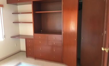 Rento preciosa casa en Santa Cecilia Metepec, San salvador Tizatlalli