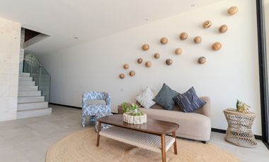 Villa en la playa en venta frente al mar en Telchac puerto