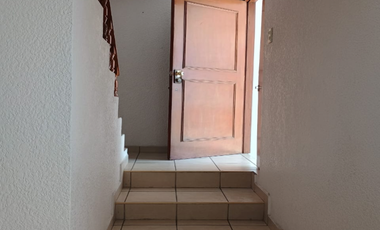 Casa en renta en San Jerónimo Chicahualco, Toluca con excelente ubicación