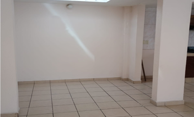 Casa en renta en San Jerónimo Chicahualco, Toluca con excelente ubicación