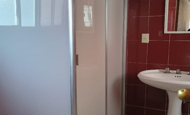 Casa en renta en San Jerónimo Chicahualco, Toluca con excelente ubicación