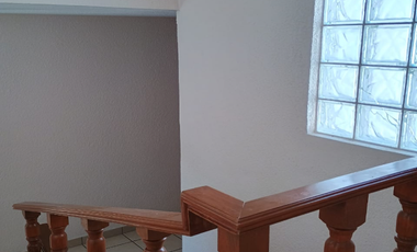 Casa en renta en San Jerónimo Chicahualco, Toluca con excelente ubicación