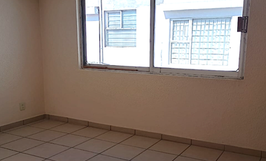 Casa en renta en San Jerónimo Chicahualco, Toluca con excelente ubicación