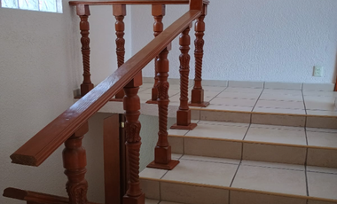 Casa en renta en San Jerónimo Chicahualco, Toluca con excelente ubicación