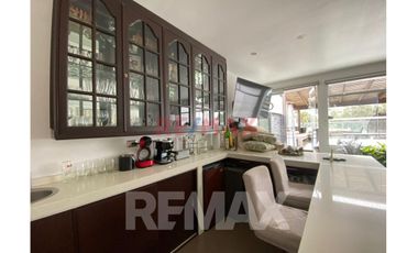 Venta de Exclusivo Departamento Duplex en Surco cerca al Colegio San José de Montericco, ESAN, UPC