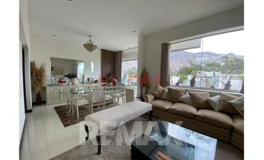 Venta de Exclusivo Departamento Duplex en Surco cerca al Colegio San José de Montericco, ESAN, UPC