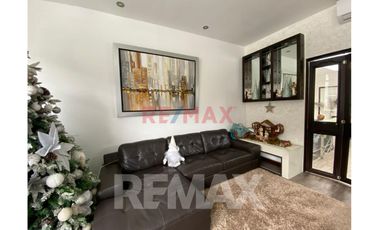 Venta de Exclusivo Departamento Duplex en Surco cerca al Colegio San José de Montericco, ESAN, UPC