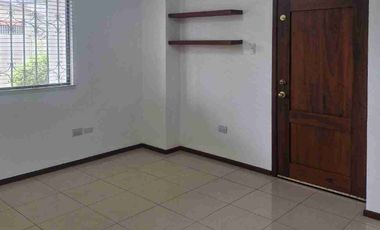 🟢ALQUILO LINDO DEPARTAMENTO PB DE 2 DORM. EN URB. COLINAS DE LOS CEIBOS - CEIBOS🟢