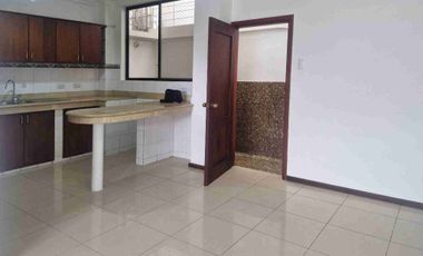 🟢ALQUILO LINDO DEPARTAMENTO PB DE 2 DORM. EN URB. COLINAS DE LOS CEIBOS - CEIBOS🟢