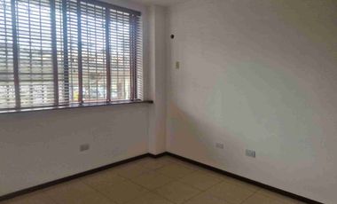 🟢ALQUILO LINDO DEPARTAMENTO PB DE 2 DORM. EN URB. COLINAS DE LOS CEIBOS - CEIBOS🟢