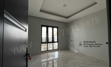 Dijual Townhouse Baru Mewah di Jl Taman Kenten Kota Palembang Type Upgraded, Di Jalan Taman Kenten, dekat dengan Lapangan golf.