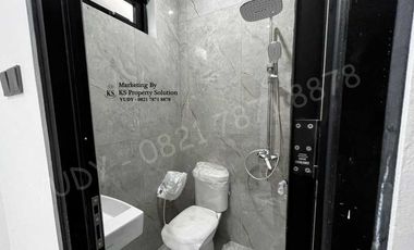 Dijual Townhouse Baru Mewah di Jl Taman Kenten Kota Palembang Type Upgraded, Di Jalan Taman Kenten, dekat dengan Lapangan golf.